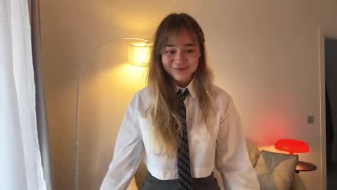 Snapshot of kristyspiritedaway chatting on October 3, 2025, 10:56 am Kristy Nip slip shady Best model on CB online show from October 3, 2025, 10:56 am