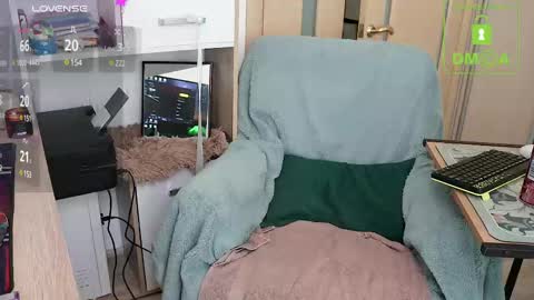 krizotxxx online show from February 22, 2025, 9:56 am