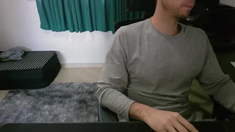 Lucas  Edu online show from November 8, 2025, 3:01 pm