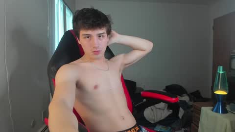 Snapshot of kroddy1985 chatting on January 28, 2025, 10:01 pm Brayden Thompson online show from January 28, 2025, 10:01 pm