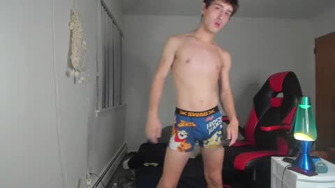 Snapshot of kroddy1985 chatting on September 16, 2025, 12:44 am Brayden Thompson online show from September 16, 2025, 12:44 am