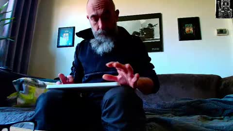 krummersaebel online show from March 4, 2025, 12:22 pm