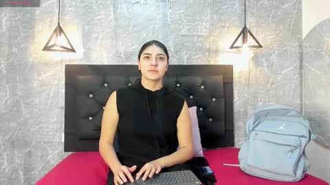 Kystal Taylor online show from September 28, 2025, 11:04 am