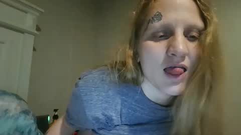 Krystal online show from February 2, 2025, 10:17 pm