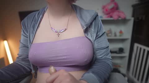 Snapshot of krystalsyxx chatting on January 31, 2025, 8:43 pm Krystal Syx online show from January 31, 2025, 8:43 pm