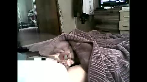 kskmertkskks online show from March 6, 2025, 1:46 pm