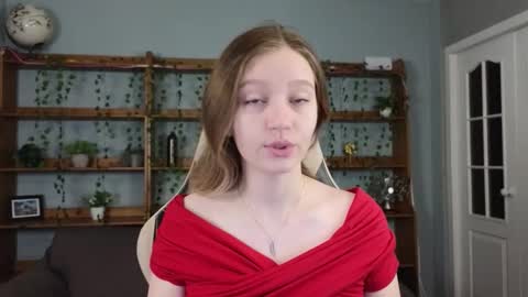 ksuhesa online show from December 14, 2025, 1:11 am