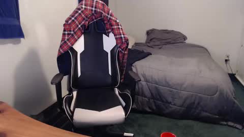 Kuggy online show from February 16, 2025, 7:38 pm