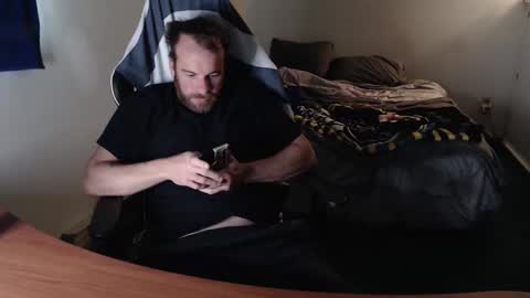 Kuggy online show from October 17, 2025, 1:35 pm