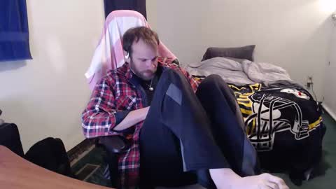 Kuggy online show from November 21, 2025, 11:36 pm