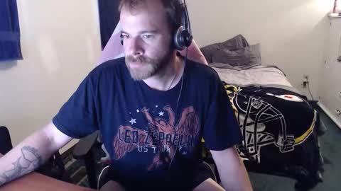 Kuggy online show from November 28, 2025, 1:58 pm