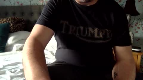 Snapshot of kulashaker46 chatting on November 18, 2025, 2:43 pm kulashaker46 online show from November 18, 2025, 2:43 pm