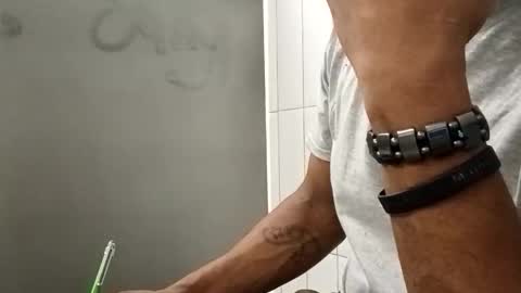 Snapshot of kumnice chatting on November 25, 2025, 4:51 pm kumnice online show from November 25, 2025, 4:51 pm
