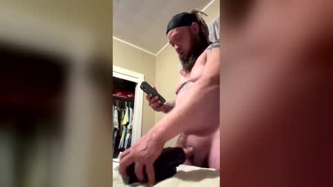 Snapshot of kuntryg83 chatting on December 20, 2025, 10:28 pm kuntryg83 online show from December 20, 2025, 10:28 pm