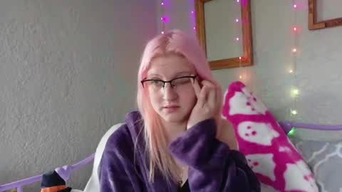 Snapshot of kunzitegoddess chatting on April 30, 2026, 8:57 pm Samantha online show from April 30, 2026, 8:57 pm