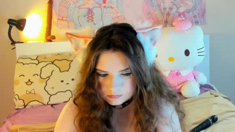 Snapshot of kuraii_ chatting on January 7, 2025, 12:13 am Anna online show from January 7, 2025, 12:13 am