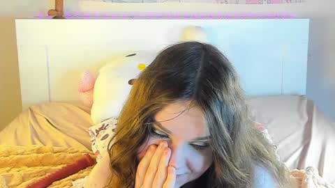 Snapshot of kuraii_ chatting on January 18, 2025, 4:37 am Anna online show from January 18, 2025, 4:37 am