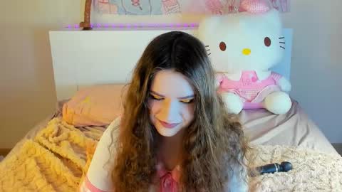Snapshot of kuraii_ chatting on February 17, 2025, 2:20 am Anna online show from February 17, 2025, 2:20 am