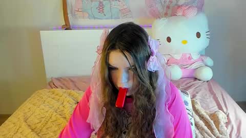 Snapshot of kuraii_ chatting on February 25, 2025, 5:30 am Anna online show from February 25, 2025, 5:30 am