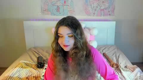 Snapshot of kuraii_ chatting on March 10, 2025, 11:38 pm Anna online show from March 10, 2025, 11:38 pm