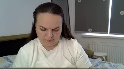 kurkuma_ online show from April 28, 2026, 2:00 pm