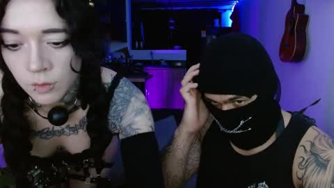 Snapshot of kuro_shir0 chatting on April 12, 2026, 2:27 am kuro_shir0 online show from April 12, 2026, 2:27 am