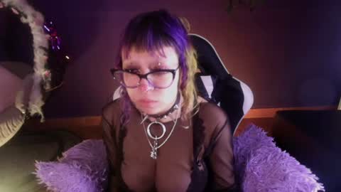 Snapshot of kuromi_purple chatting on June 28, 2026, 11:38 am Kuromi online show from June 28, 2026, 11:38 am