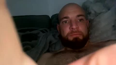 kurt46935 online show from April 17, 2026, 9:51 pm