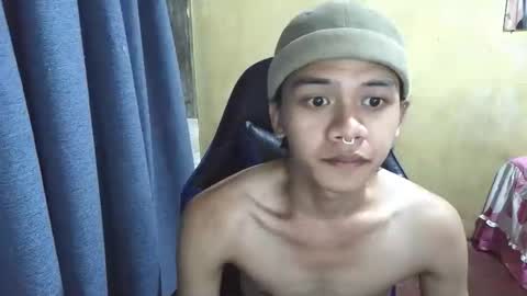 kurtxxx07 online show from April 21, 2026, 7:14 am