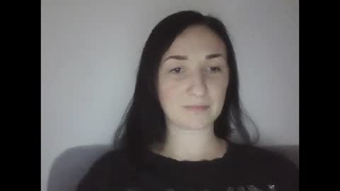 kusia032132 online show from February 12, 2025, 12:22 pm