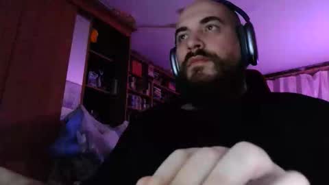 kuzmabig online show from November 13, 2025, 4:17 pm