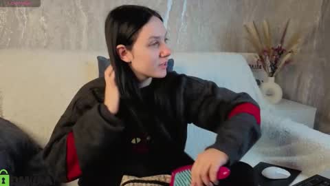 Kvetachka Thu-Sun 0900am-1500pmGTM2 online show from November 5, 2025, 1:05 am