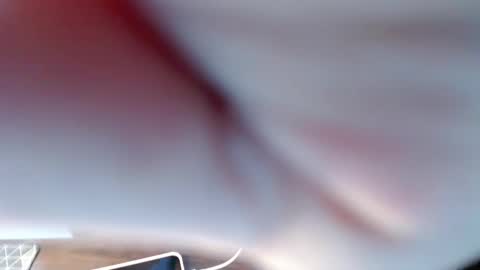 Keycee online show from November 28, 2025, 9:01 am