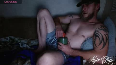 Kyle chat online show from November 23, 2025, 8:58 am