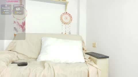 K Y L E online show from May 12, 2026, 5:43 pm
