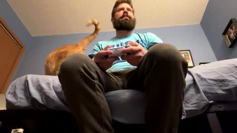 kyleisabadname online show from October 31, 2025, 3:07 am