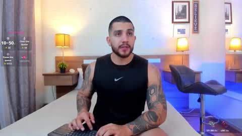 Snapshot of kylenorth_ chatting on September 23, 2025, 1:19 am kylenorth_ online show from September 23, 2025, 1:19 am