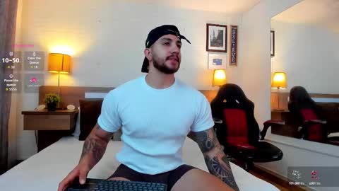 Snapshot of kylenorth_ chatting on October 14, 2025, 11:22 am kylenorth_ online show from October 14, 2025, 11:22 am