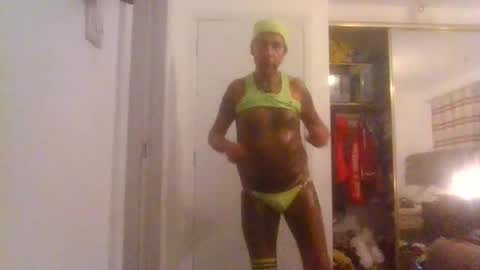 kylestrips4youq online show from December 18, 2025, 5:35 am