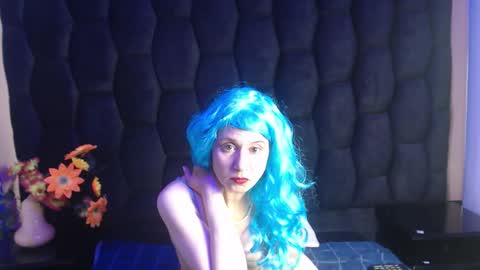 kylie_bloom online show from November 7, 2025, 8:42 pm