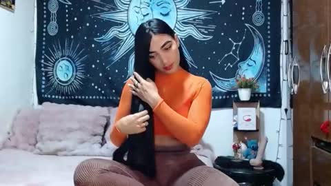 kylie online show from September 23, 2025, 11:30 pm