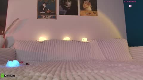 Kylie online show from November 21, 2025, 4:33 am