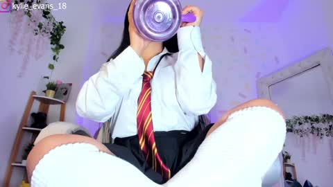 Kylie online show from January 26, 2025, 4:20 am