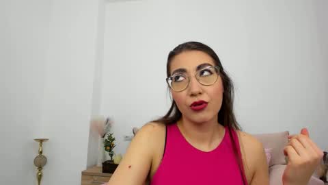 Snapshot of kylie_kathy chatting on September 21, 2025, 6:42 pm Kylie online show from September 21, 2025, 6:42 pm