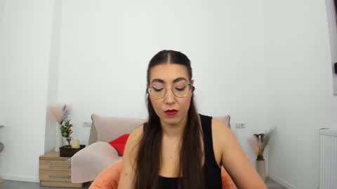 Snapshot of kylie_kathy chatting on September 24, 2025, 6:22 pm Kylie online show from September 24, 2025, 6:22 pm