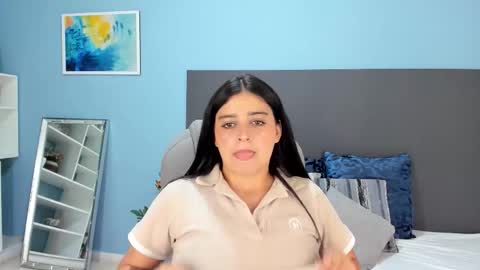 Kylie Reyes  online show from September 8, 2025, 7:46 pm