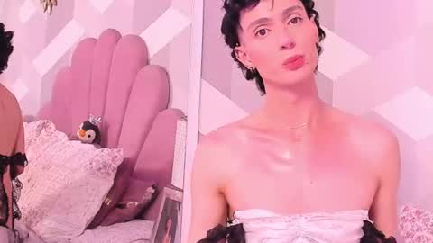 Snapshot of kyliemonnet chatting on June 17, 2026, 7:48 pm Kylie jl online show from June 17, 2026, 7:48 pm