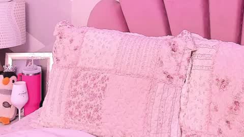 Snapshot of kyliemonnet chatting on July 10, 2026, 5:59 pm Kylie jl online show from July 10, 2026, 5:59 pm
