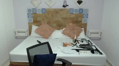 Kylie online show from February 2, 2025, 2:13 pm