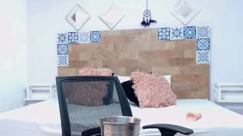 Kylie online show from March 9, 2025, 4:55 pm